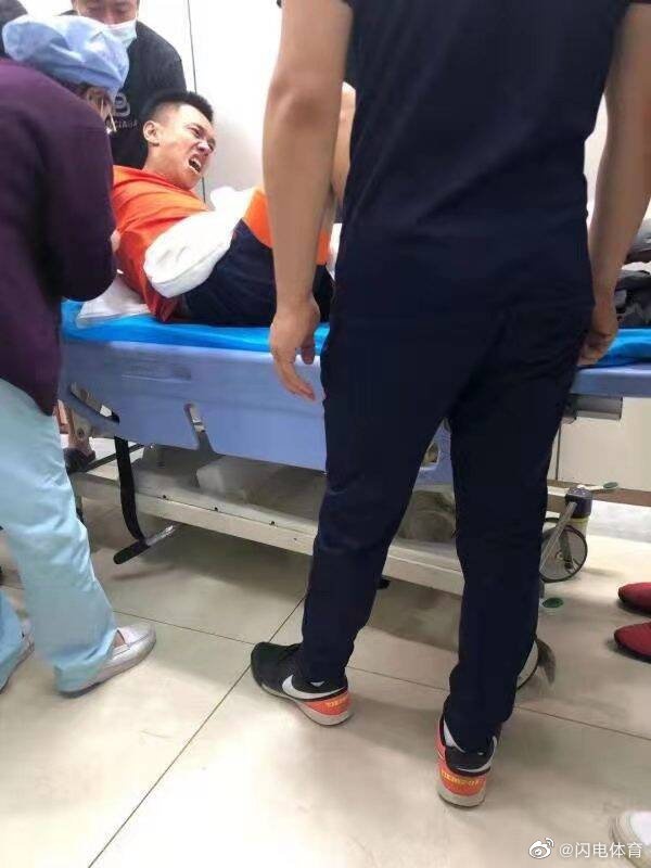 卢媒体:莱昂纳多在泰山队热身赛中梅开二度 而张弛的伤势需要进一步确认