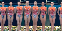 再加一银！在花样游泳团体自由选择决赛中 中国队获得银牌 俄罗斯队获得金牌