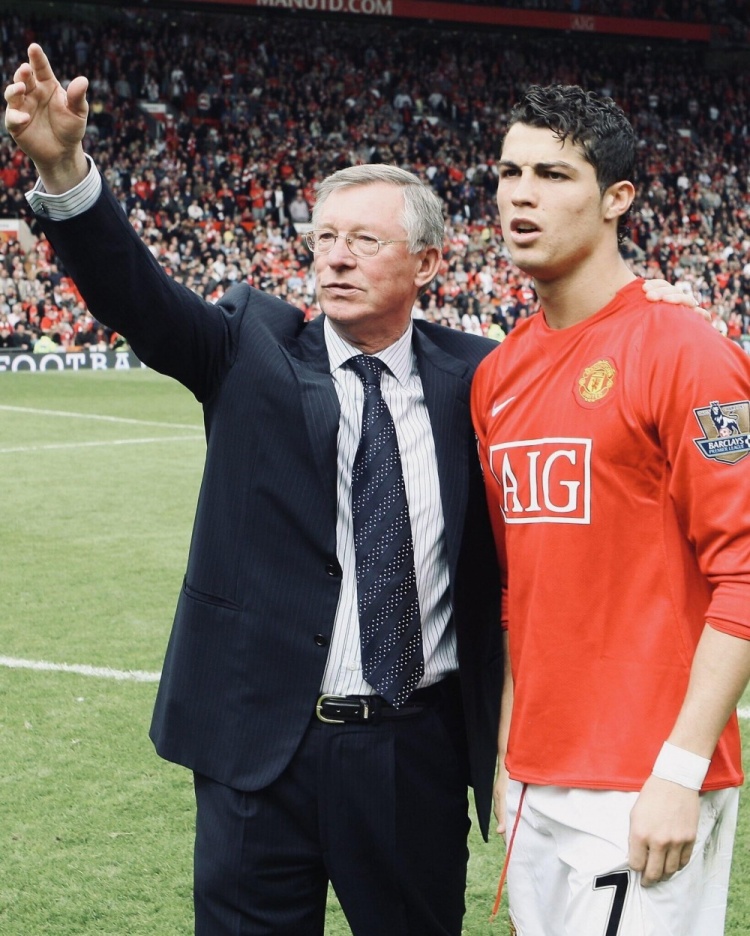 C罗发文：对曼联的爱永无止境，Sir Alex, this one is for you