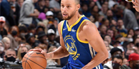 NBA常规赛勇士104-89逆转骑士 库里40分命中9记三分