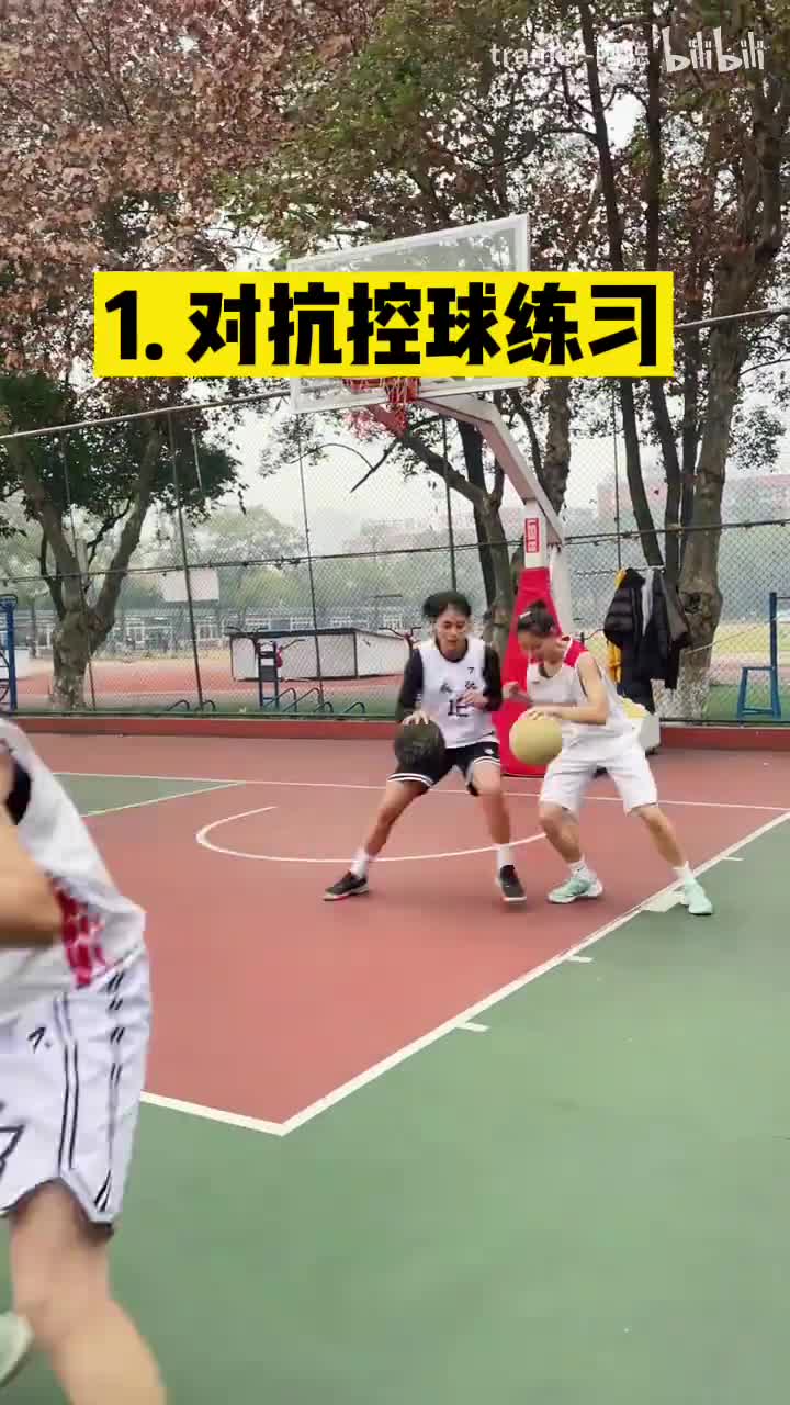 女篮这么个训练强度 我好怕我打不过她们