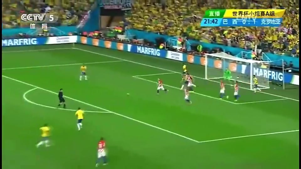 灾难性解说！巴西队只要射门，朱广沪就喊进了进了进了！！