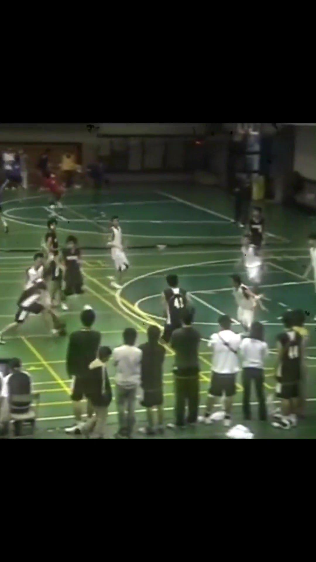 为什么NBA规定球衣必须塞进球裤里？