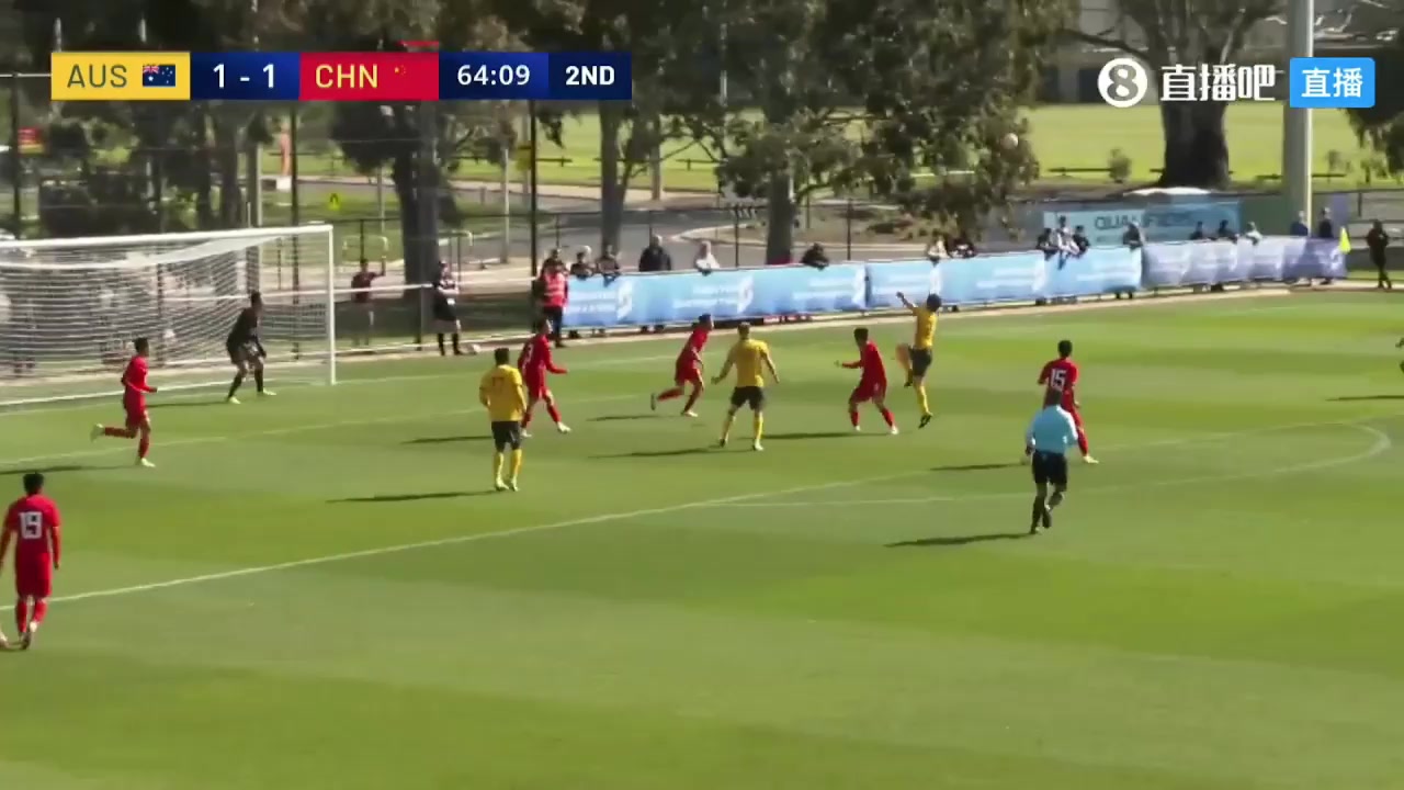 U17国足1-2落后！澳超前锋伊兰坤达梅开二度