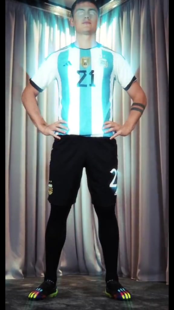 帅的！迪巴拉晒身着阿根廷21号战袍视频