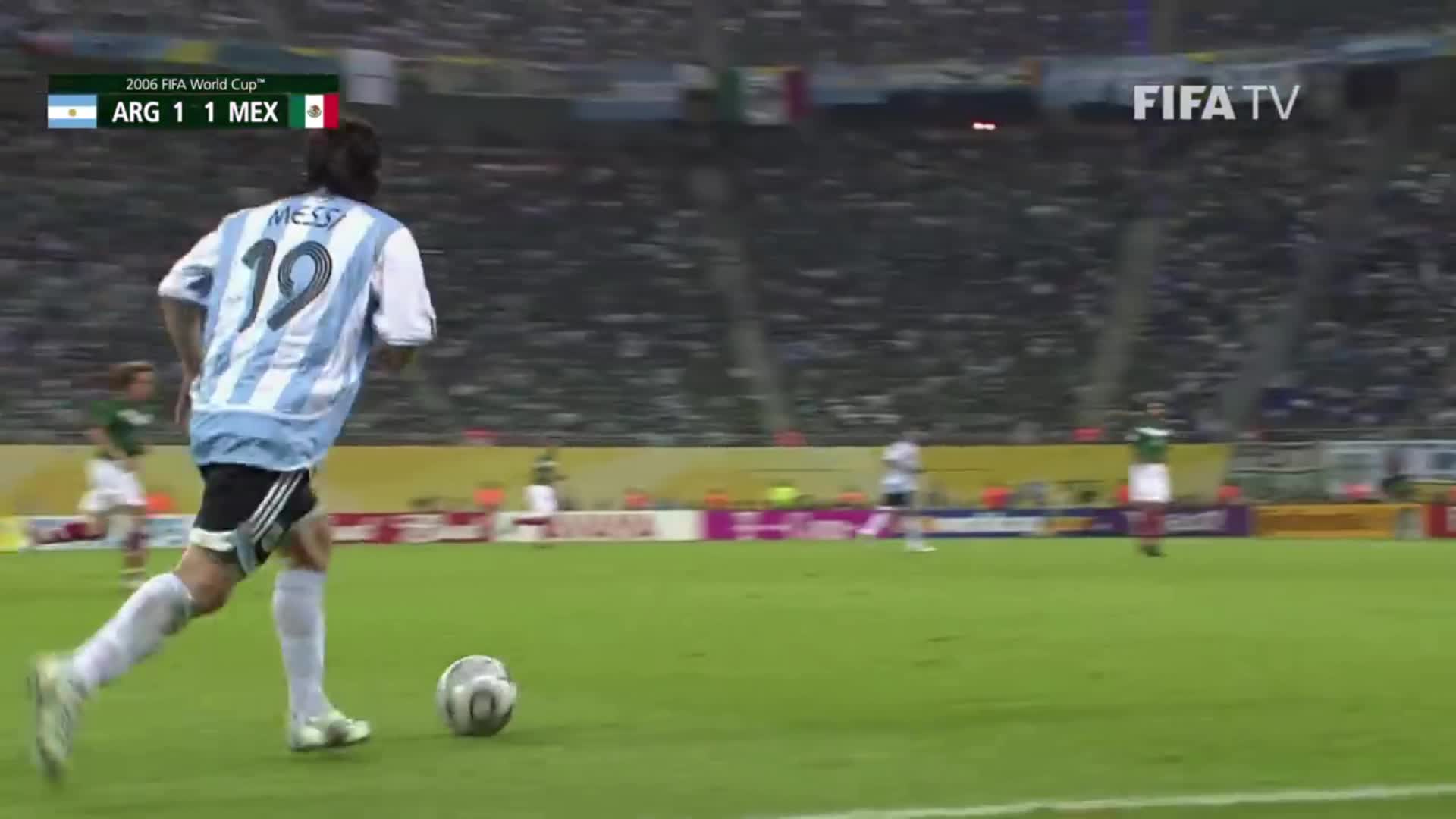 06年世界杯阿根廷vs墨西哥！罗德里格斯天外飞仙助阿根廷艰难取胜