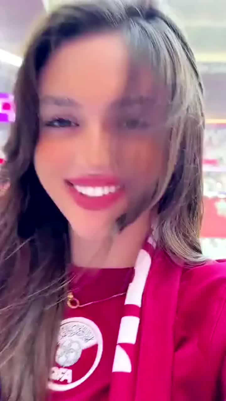 中东地区女球迷颜值别有一番韵味