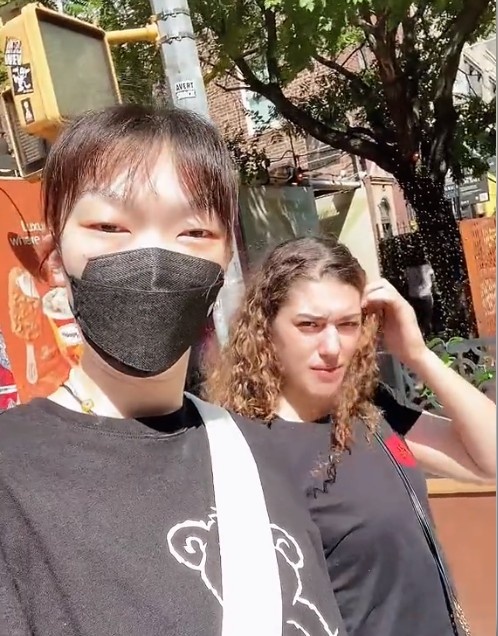 旭旭的休息日做了些什么呢？韩旭晒逛吃视频：除了打球还要有生活