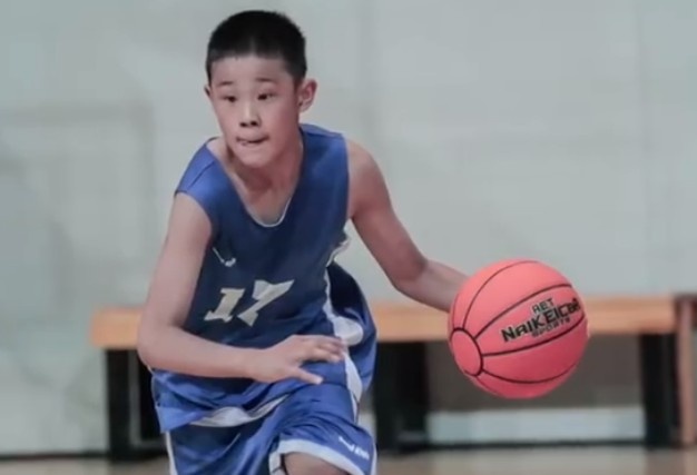 杜锋儿子“小虎头”杜晋庚参加北京男篮三队的试训