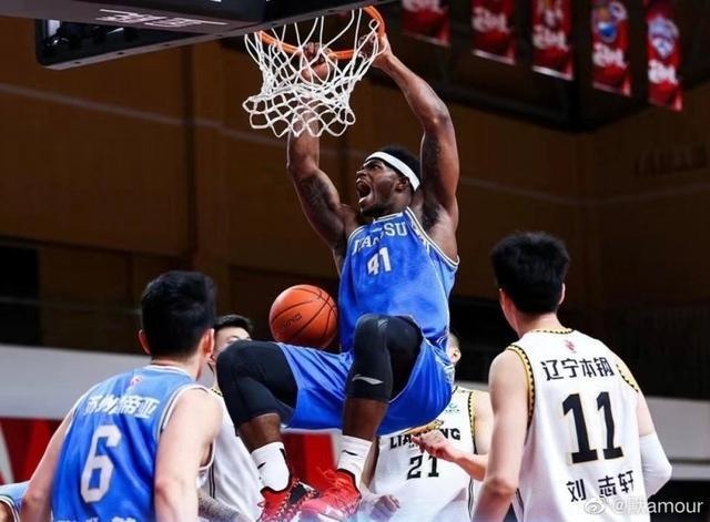 德文-威廉姆斯于今日来华 预计20号与球队会合