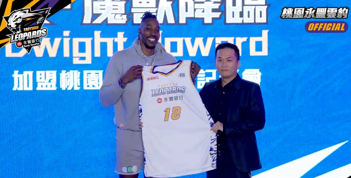 霍华德谈加盟T1联赛：我是认真来打球的 要拿冠军 这是我的任务！