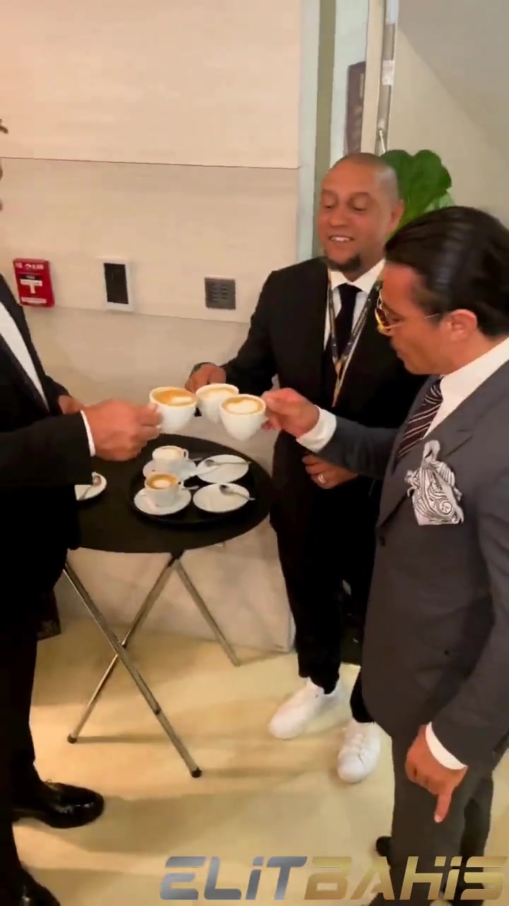 撒盐哥晒和大罗&卡洛斯喝咖啡