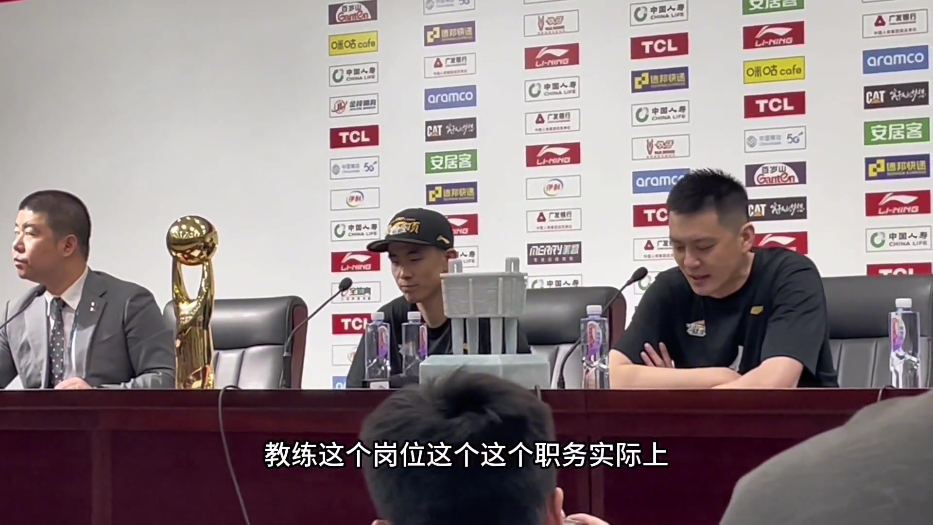 杨鸣谈教练的不易：浙江已创造历史 决赛打成这样还是会受到谴责