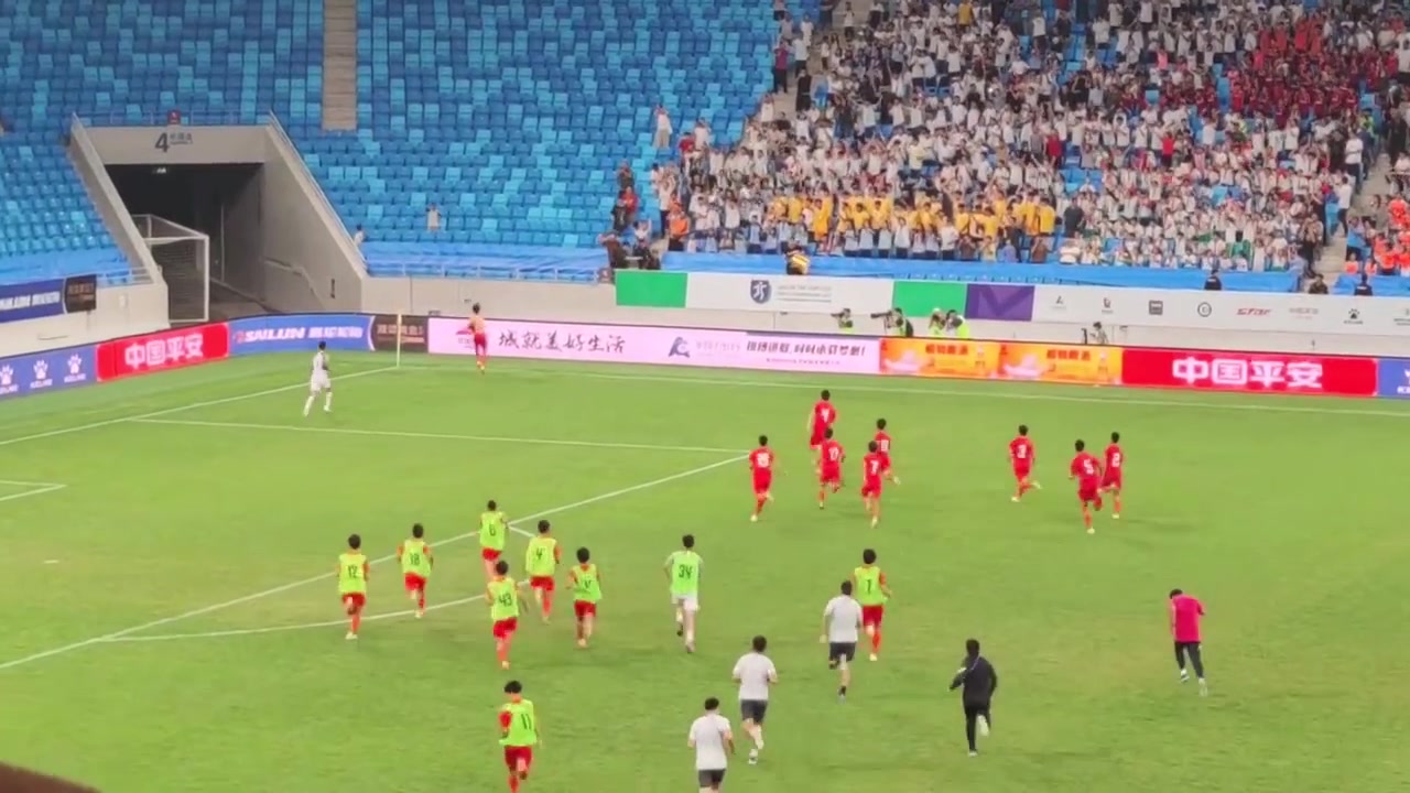 热血青春！现场实拍U15国足夺东亚杯冠军