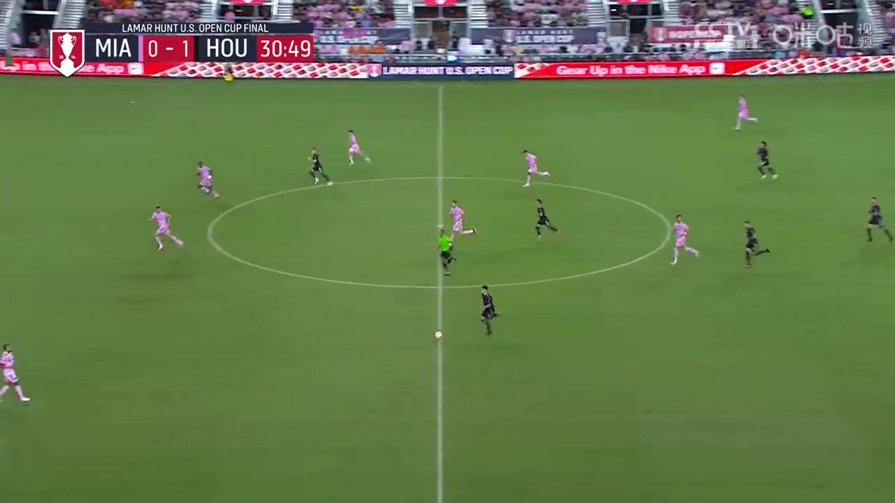 迈阿密国际0-2落后！对手点射破门再下一城