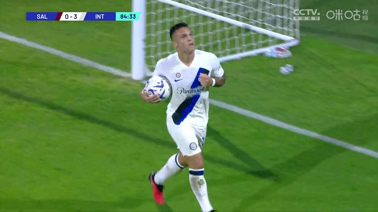 又是他！劳塔罗点射破门上演帽子戏法，国米3-0领先