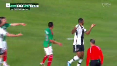 德国1-0领先墨西哥！吕迪格禁区内头球破门