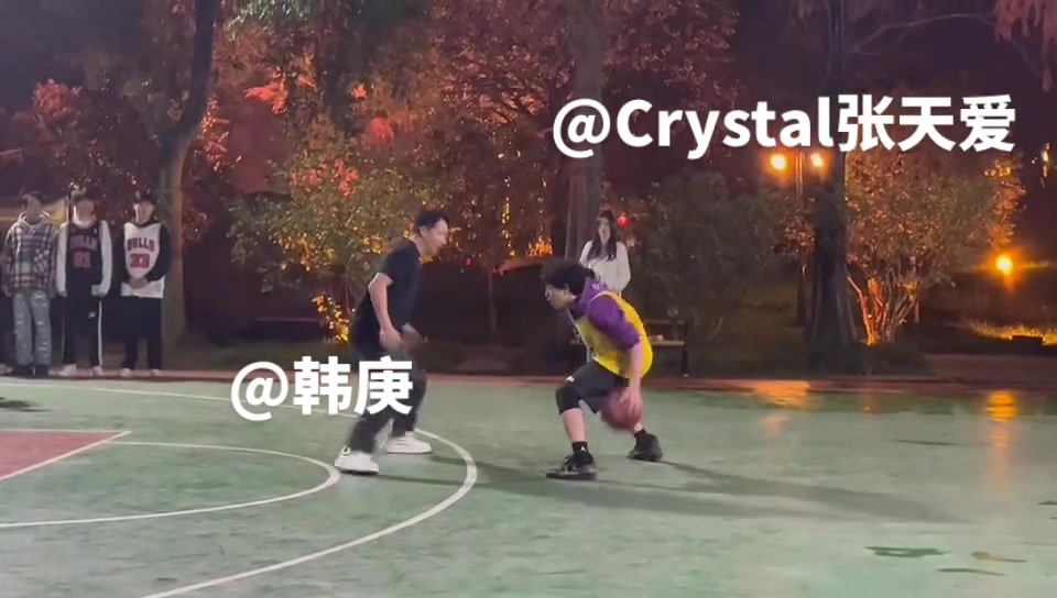 《没想到张天爱这么会打篮球》