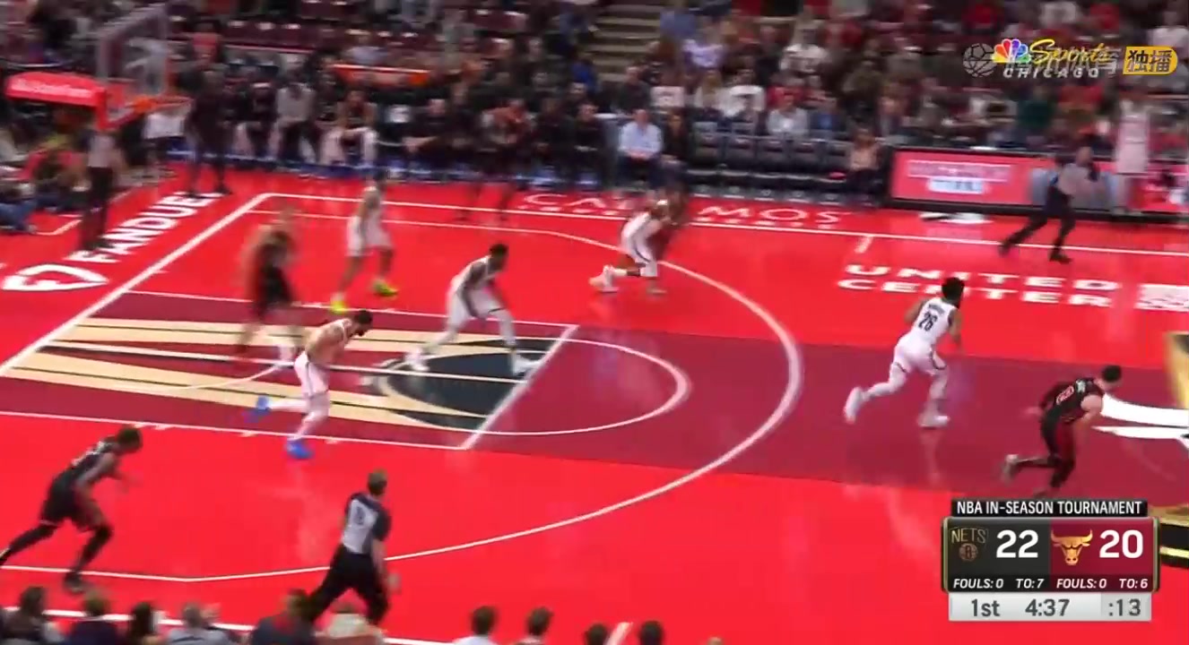 血色地板可还行？你看过如此花里胡哨地狱空间NBA赛场吗
