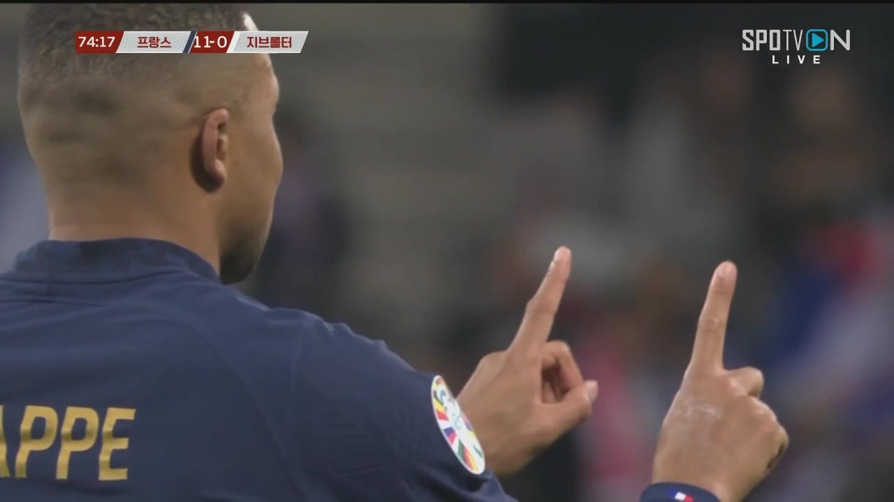 特奥助攻姆巴佩推射破门双响！法国11-0领先创队史最大比分领先！