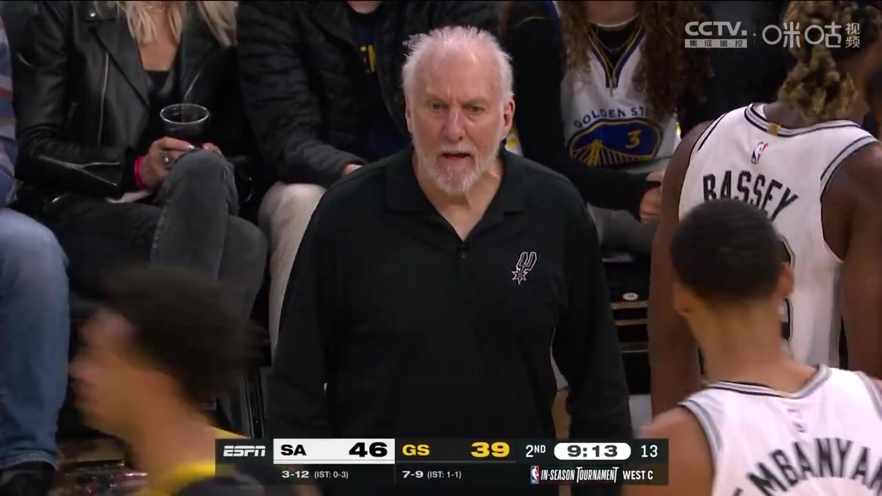 NBA也会这么不专业？文班亚马球衣上的名字被拼成“文班亚纳”