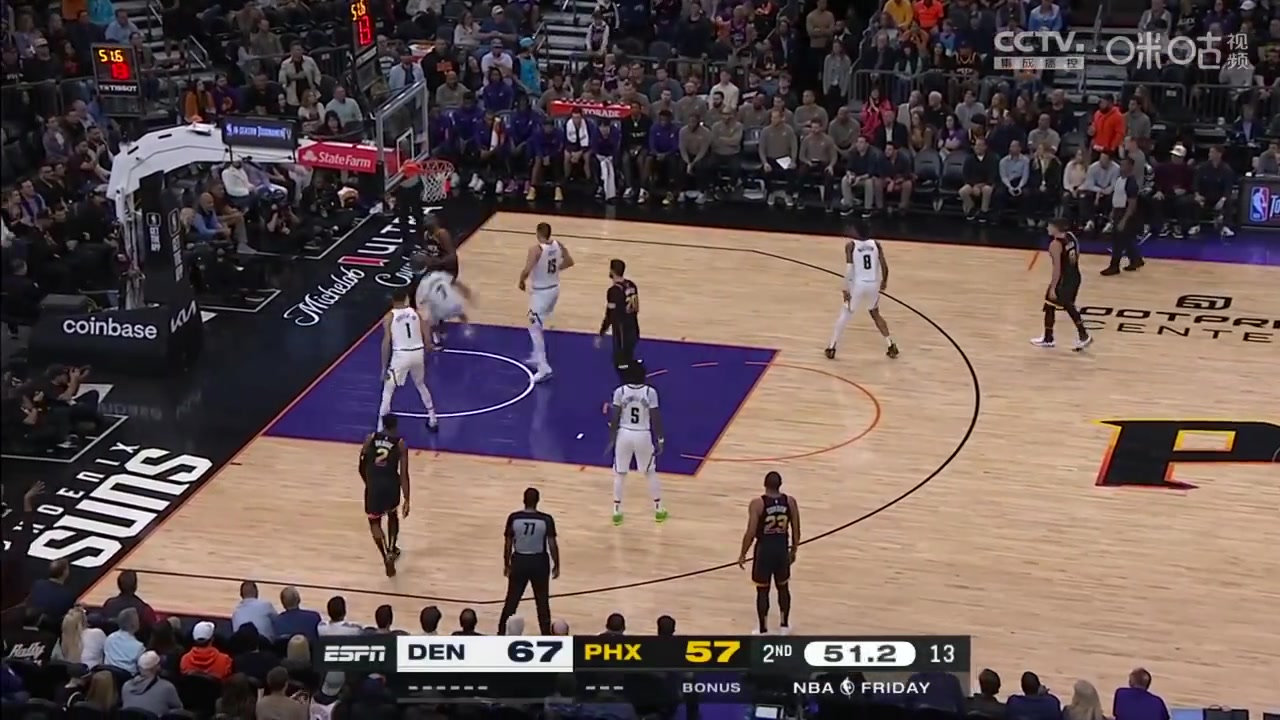 里程碑时刻！杜兰特顶开雷吉上篮得手！生涯总得分NBA历史第十！