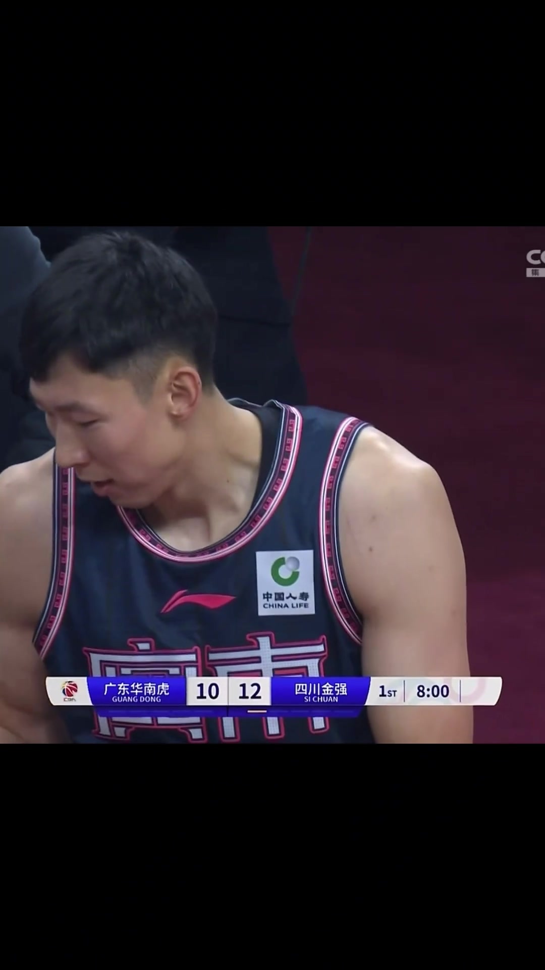好家伙！复出后的周琦感觉好壮啊，肩膀这么宽