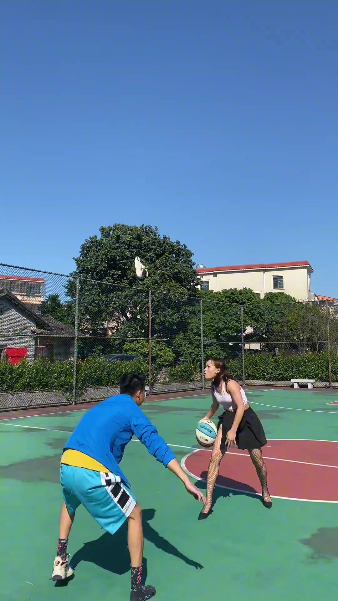 女的给男的上强度？这么生猛的大姐要怎么防？