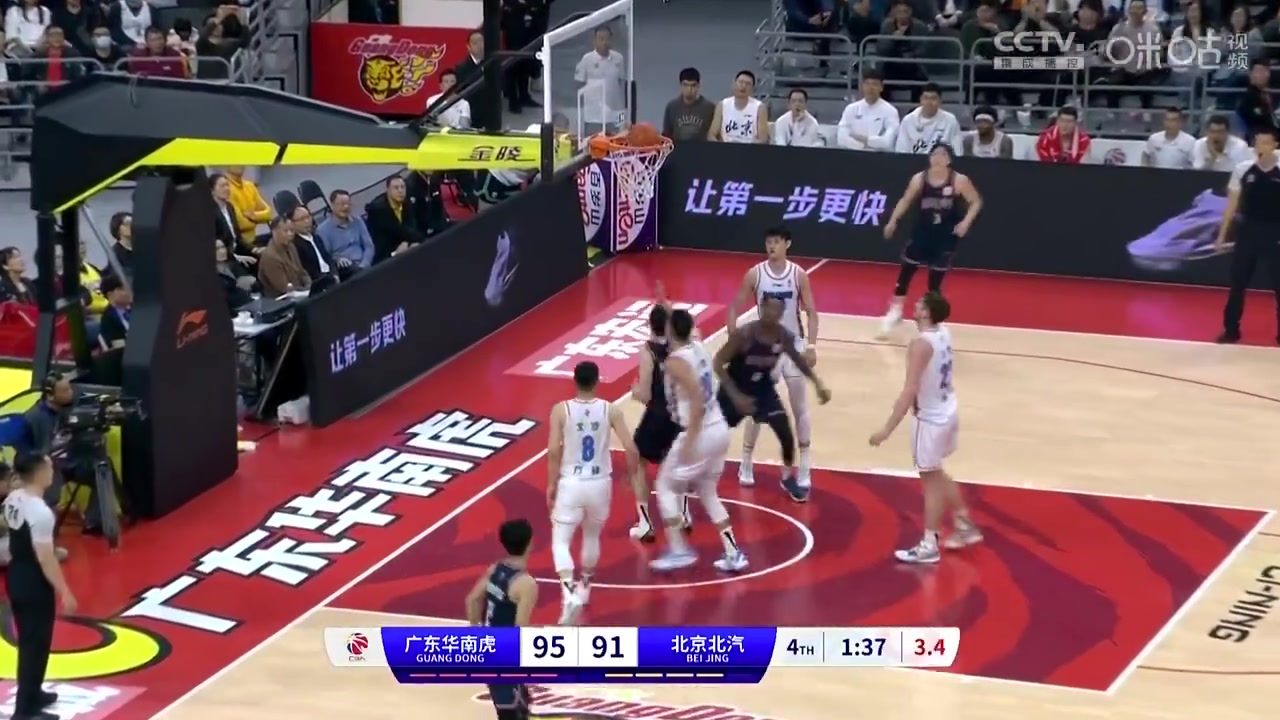 哇哦！！太漂亮了！马尚-布鲁克斯帅气晃倒翟晓川！