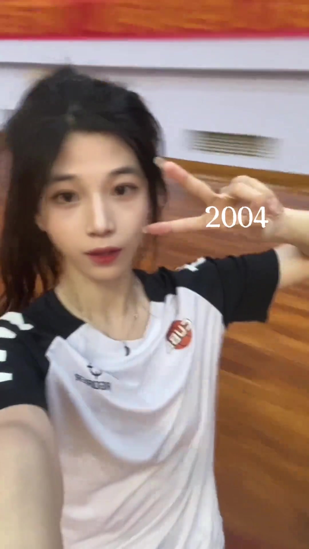 04年1米63的篮球女神轻松驾驭不同穿搭风格