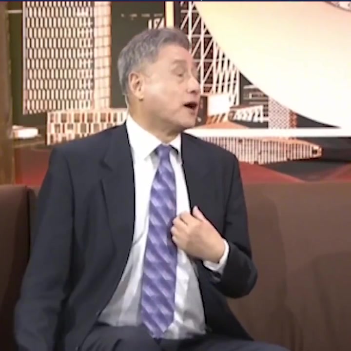 张路投诉段暄：上身西装下身短裤，那是我发明的！