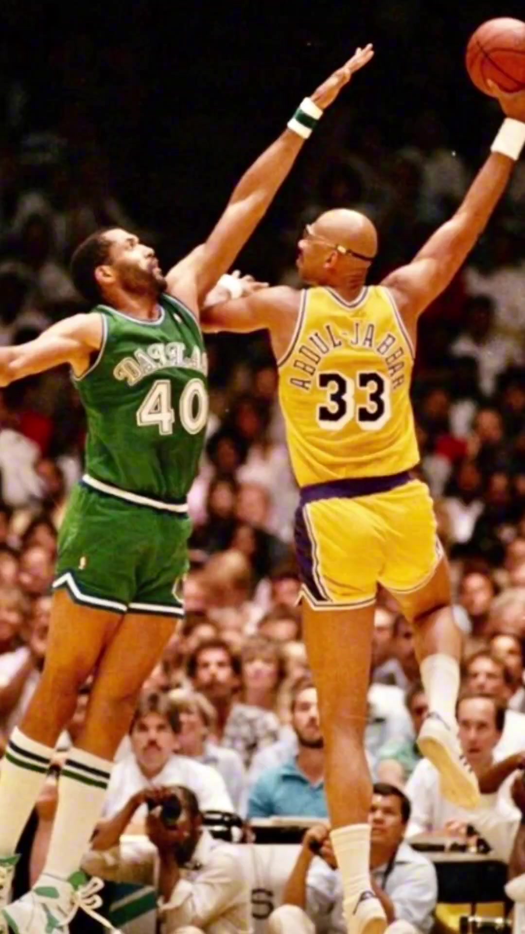 百思不得其解！前NBA总得分王贾巴尔使用的天勾 为何会在NBA失传？