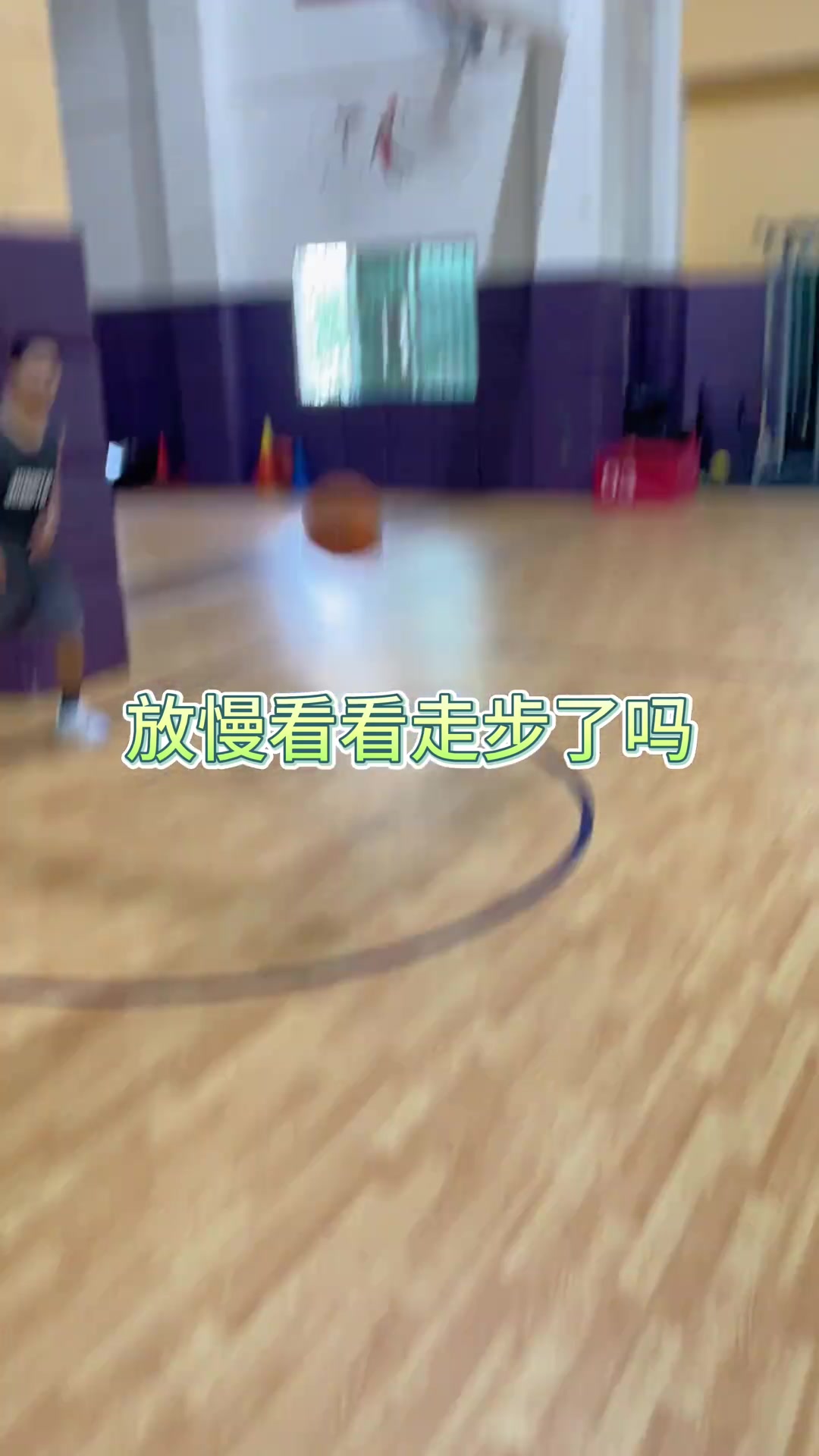 这是标准阿悬浮球吗？会被吹走步吗？