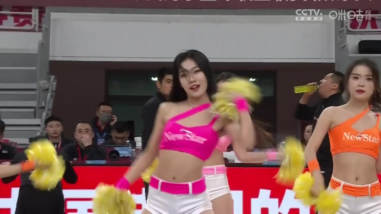 乱花渐欲迷人眼！