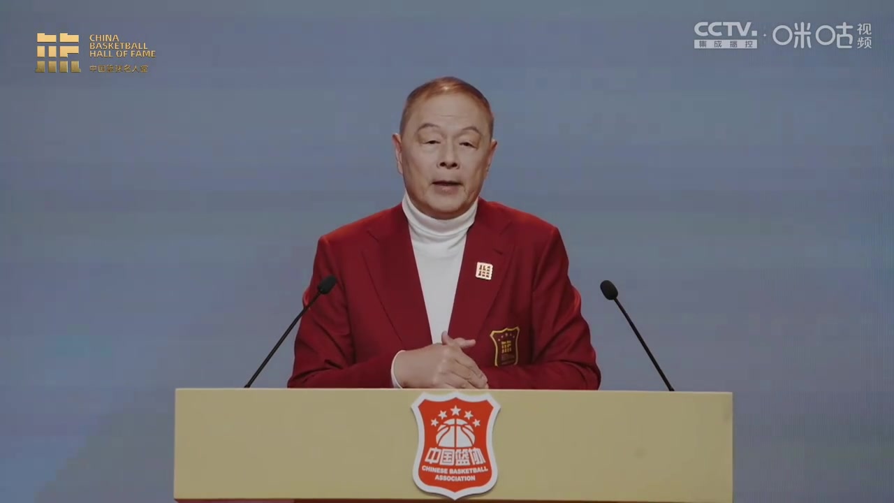 给大伙作揖了！张卫平：得到同行的认可是对一个人最高的褒奖,，谢谢大家！