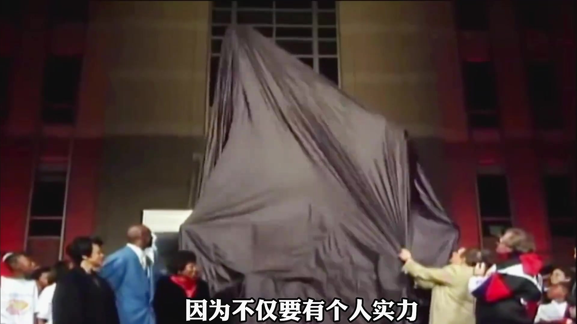 好奇！科比哪个动作 更符合你心中的雕像形象？