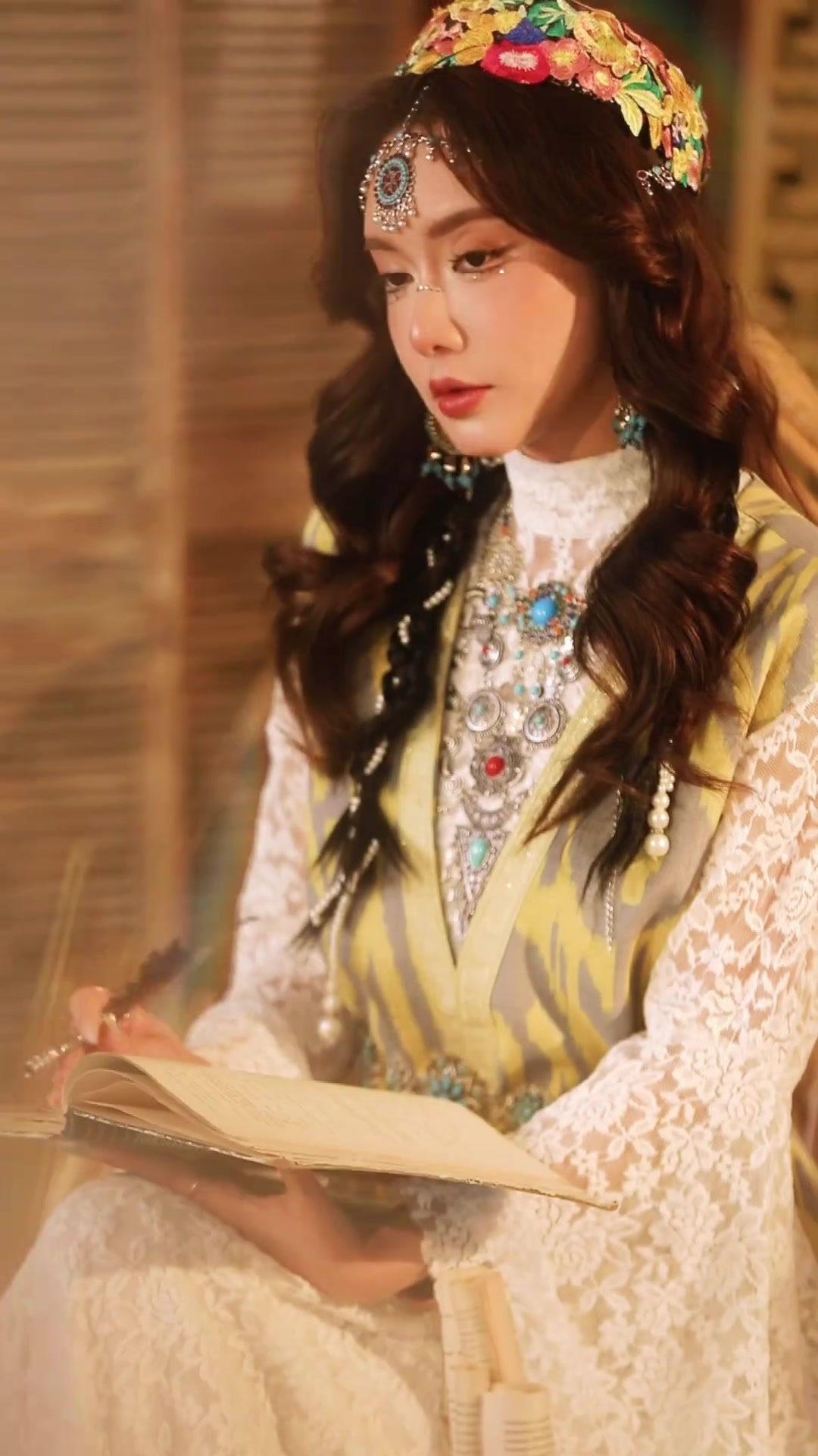 谁看了不迷糊？美娜爆改新疆美女装扮