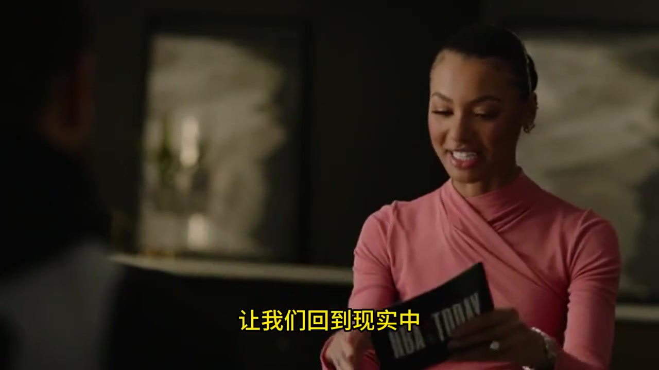 库里谈克莱打替补！我也打过很多替补 看到他打替补还是很奇怪
