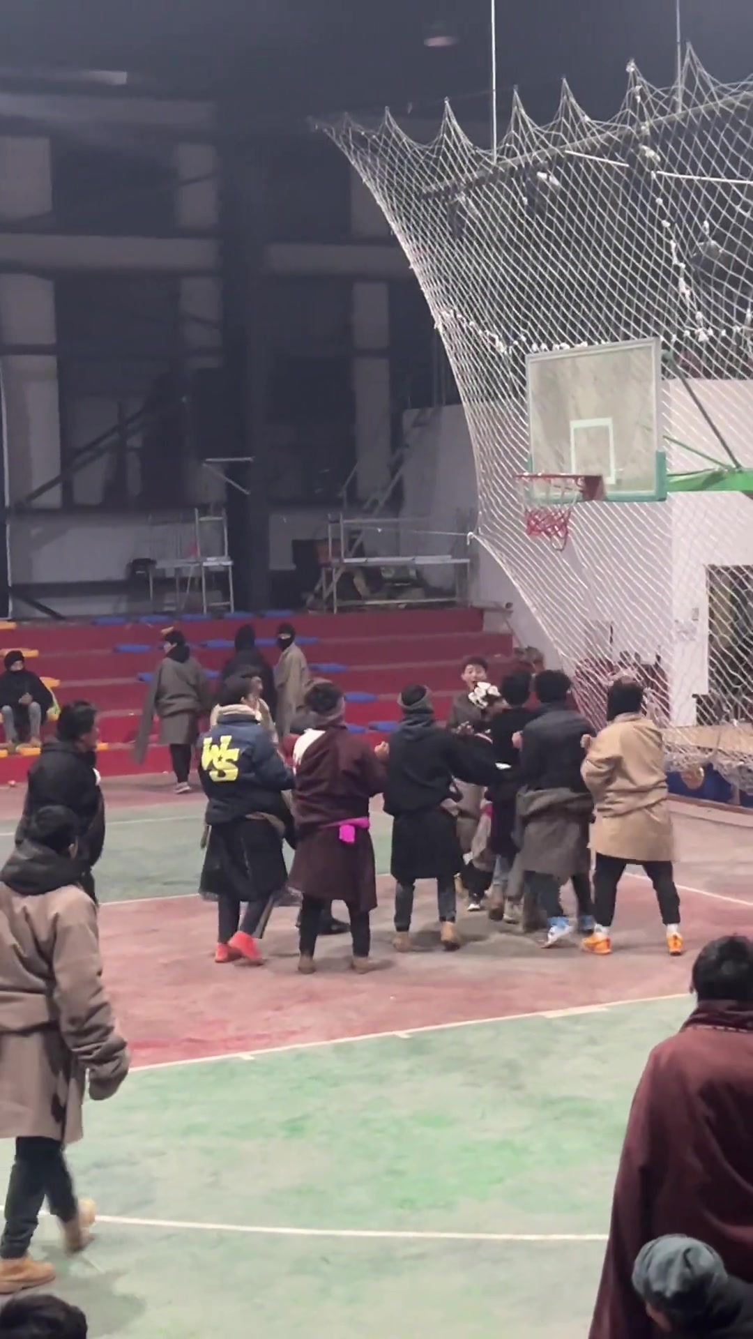藏族兄弟们打球这么纯粹吗