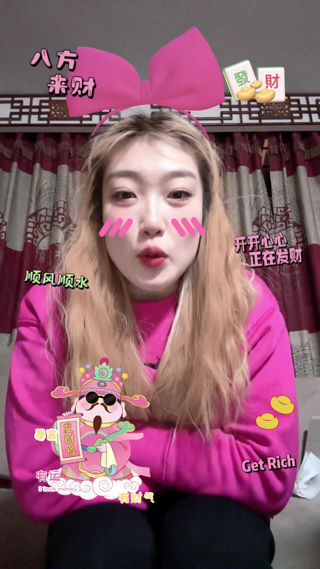 美美哒 李梦：最近赛后找我合影有状况 很担心大家安全 请配合哦