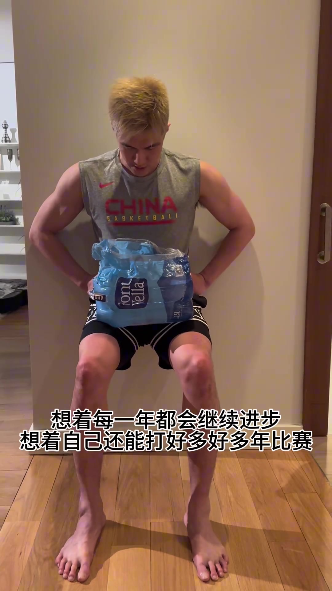 郭艾伦晒康复训练视频：很久没看见郭艾伦打球了 我在等 你还等吗