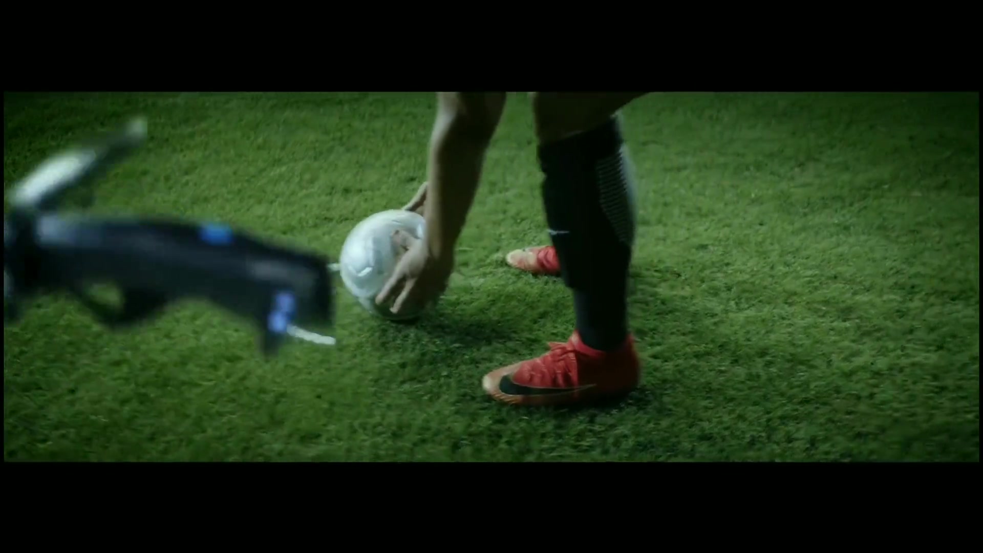 Nike狂想曲中国足球广告《全凭我敢》
