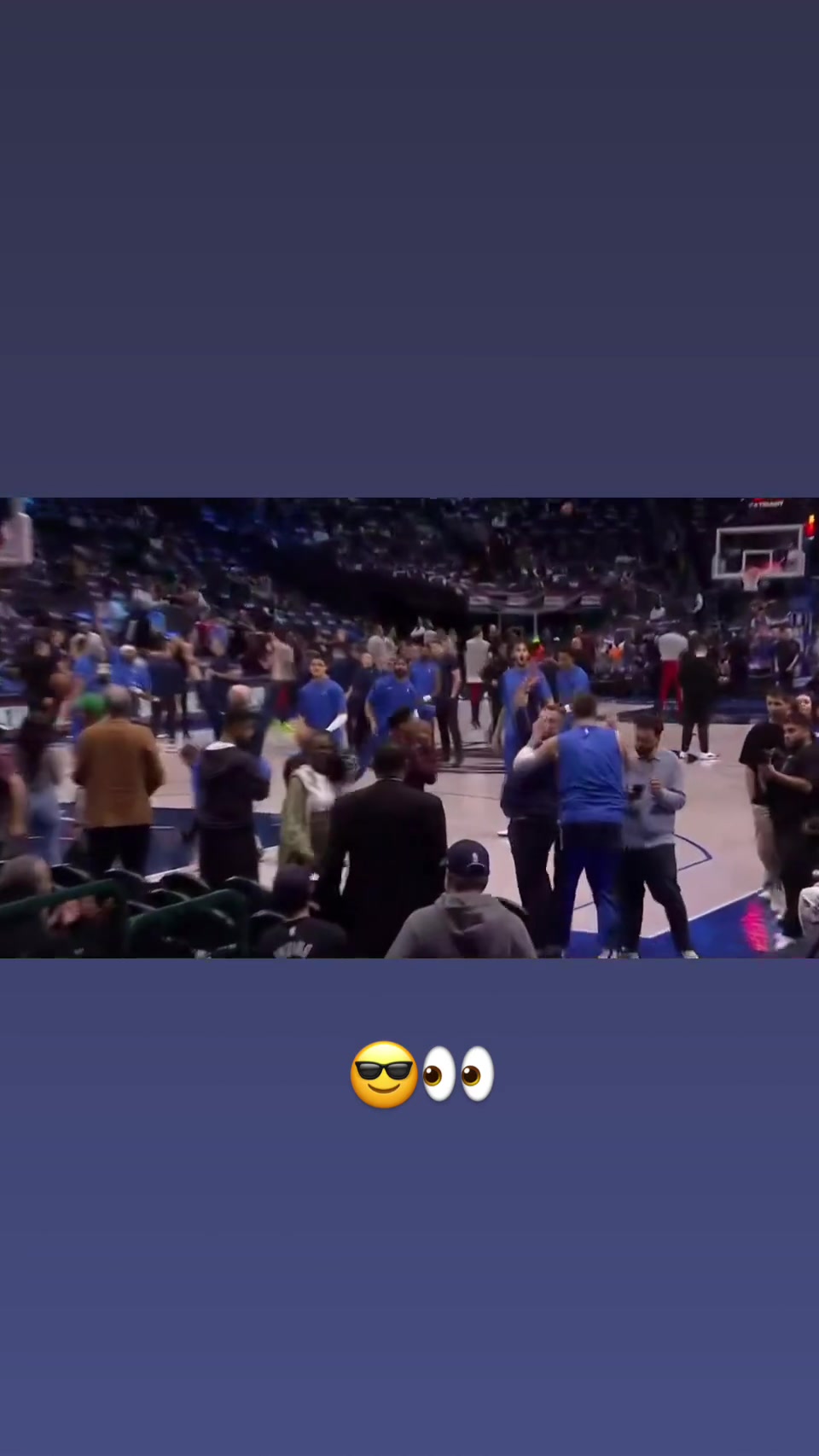 就离谱！东契奇从底线观众席背筐进球震惊所有人