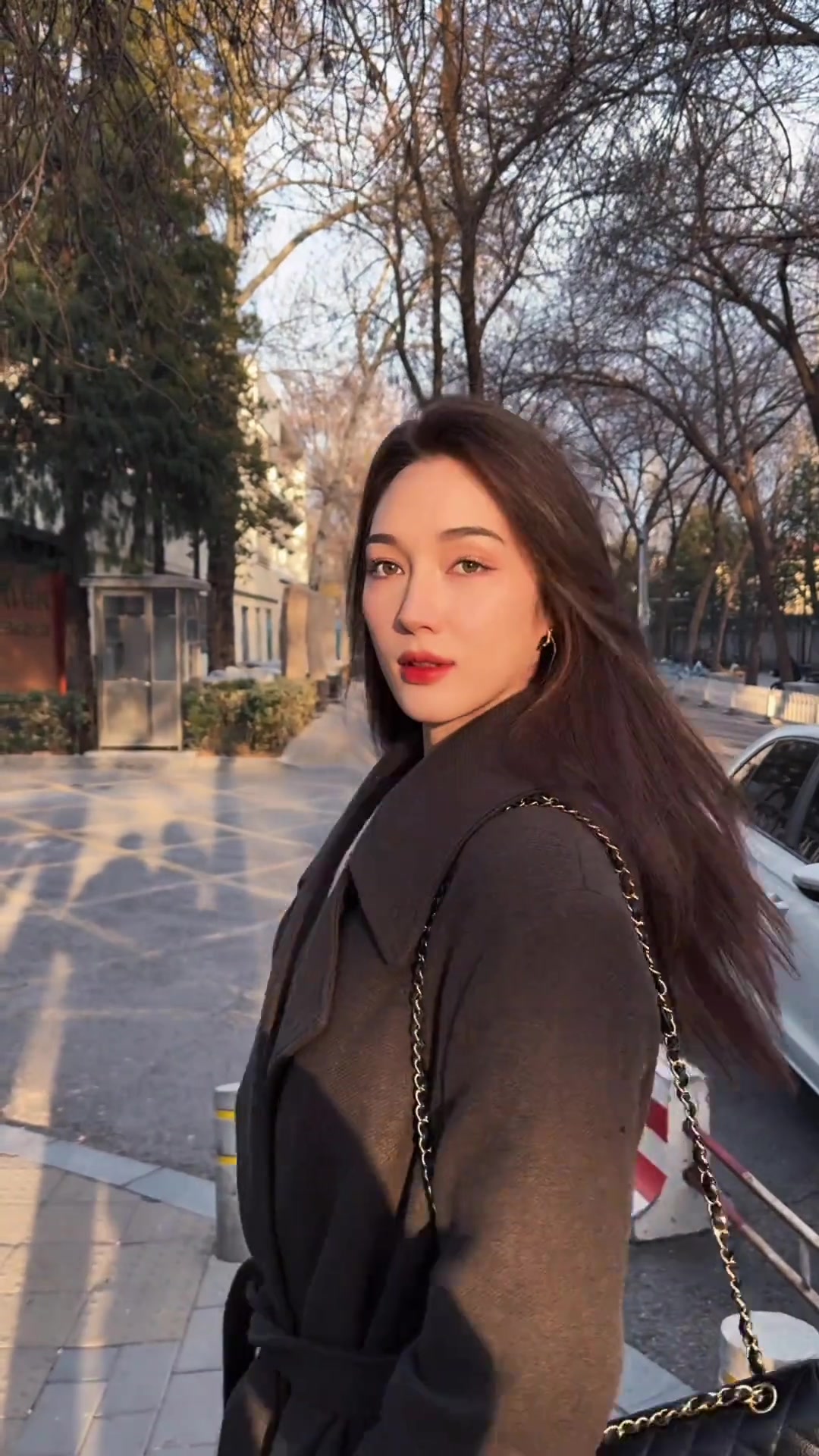 杨政绯闻女友孟雅芳 气质真是绝了！