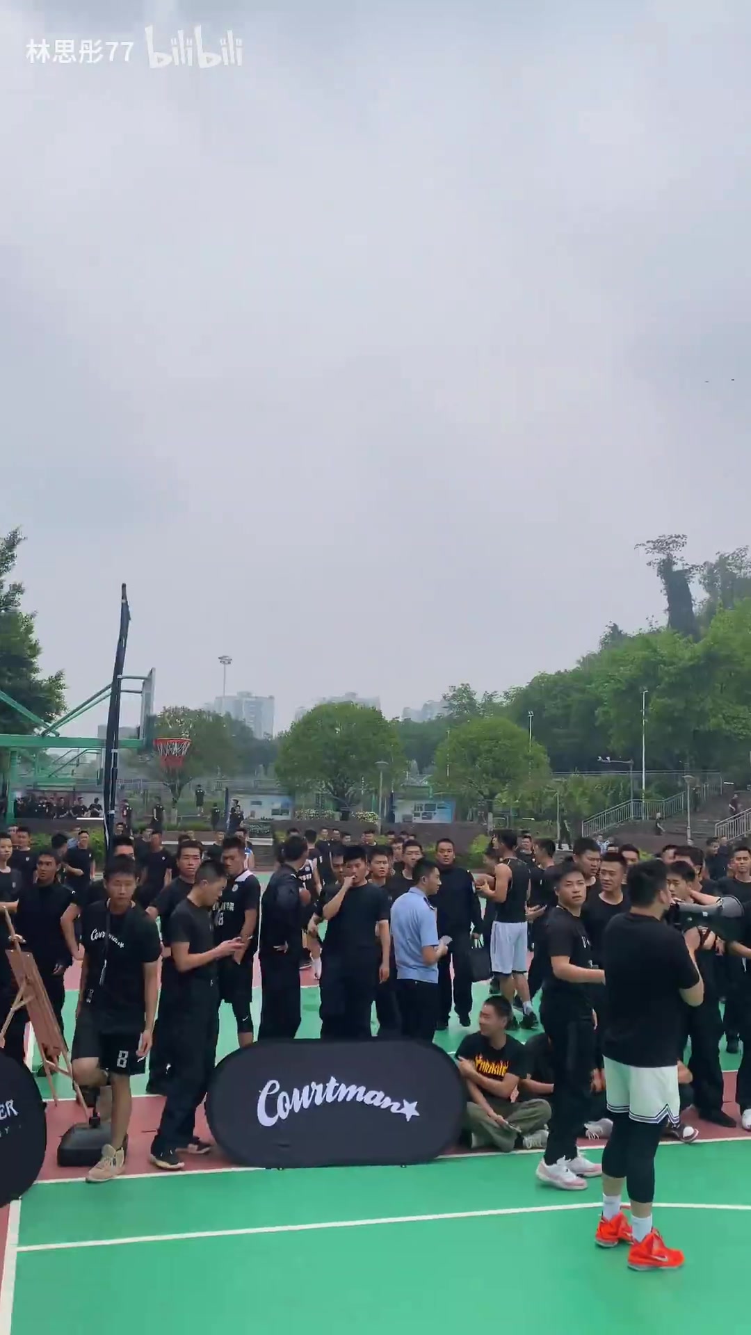 在警察学校打球是什么感觉 ？