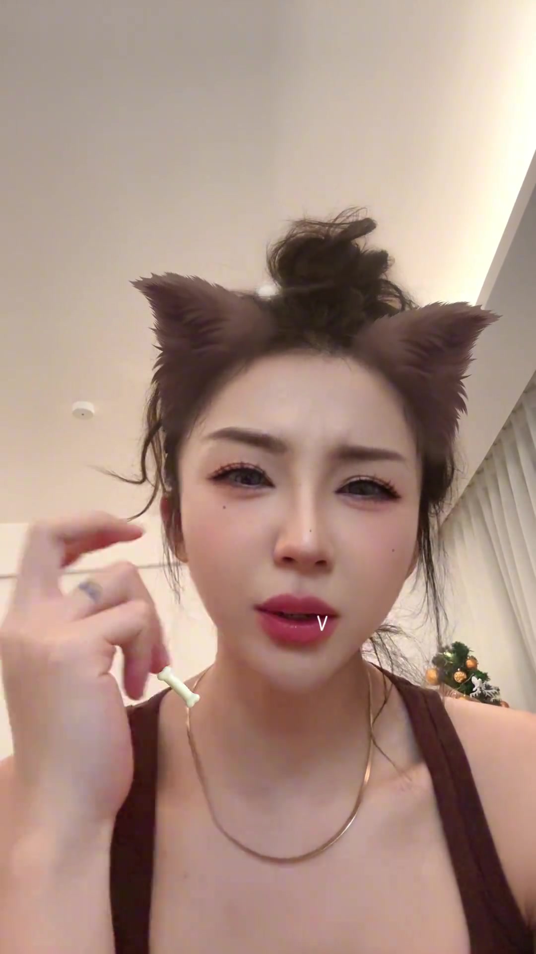 我到底咋哈？张曼源直播时连续说：不是 我！不是 我。。。