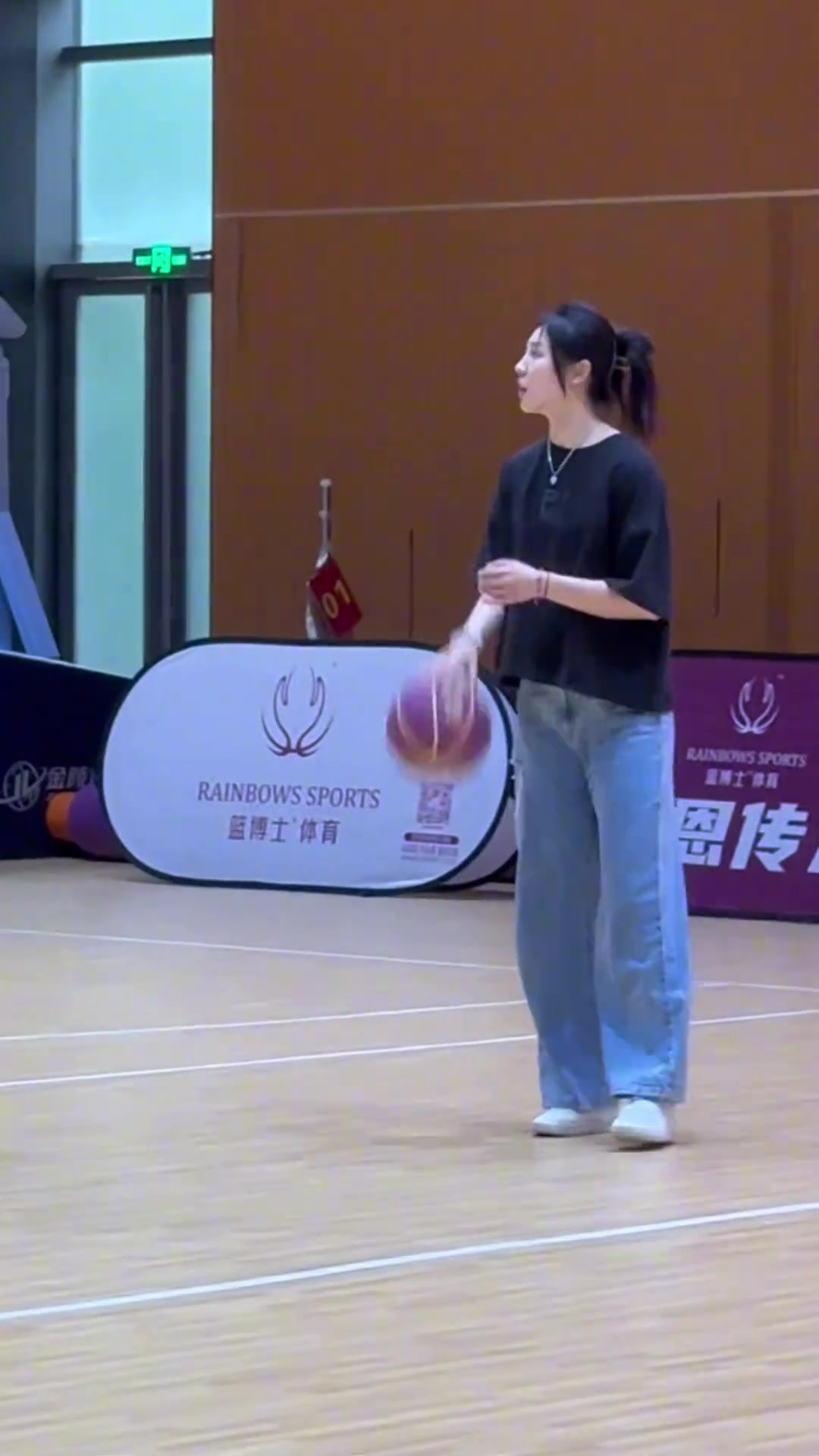 张茹绝对是现在女篮的颜值担当~