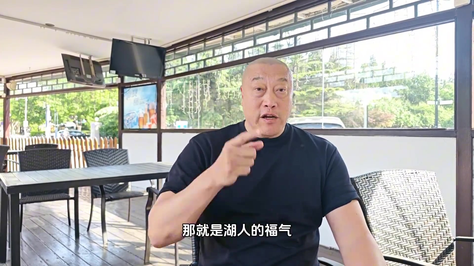 若哈登加盟湖人会怎样？ 马健盛赞：那是湖人的福气！詹眉的福气！