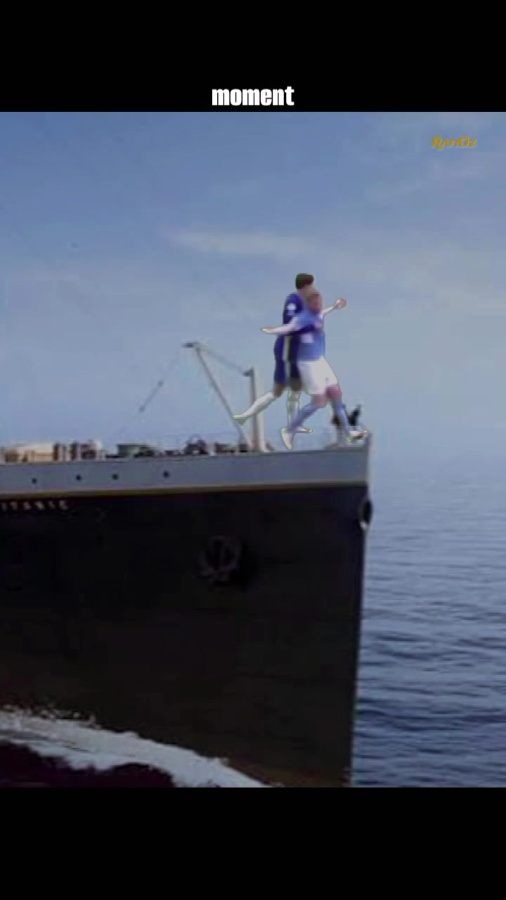 德布劳内被架着这一幕像极了泰坦尼克号的一幕