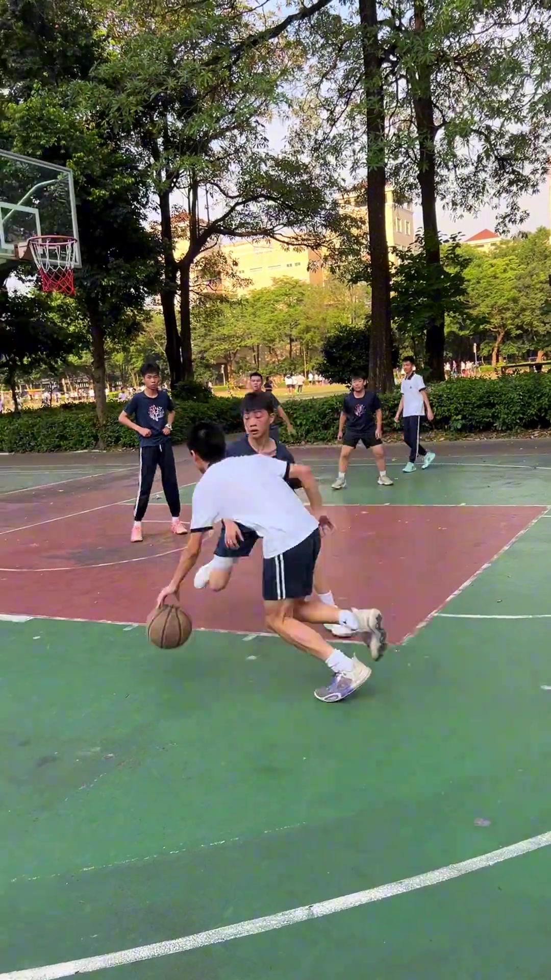 学校现在都打得这么强啦！